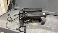 STEPPER MACHINE W/ARM EXERCISE CORDS