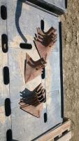 Cultivator shoes