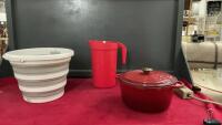 BOX W/ PRESIDENTS CHOICE CAST DUTCH OVEN, TUPPERWARE JUG, & COLLAPSABLE BUCKET
