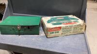 COLEMAN &ldquo;TOURIST&rdquo; 2 BURNER CAMP STOVE