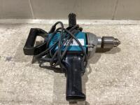 MAKITA CORDED DRILL