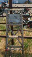 4FT. Step Ladder