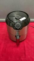 T-FAL AIR FRYER W/ 1 TRAY