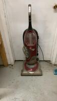 HOOVER VACUUM
