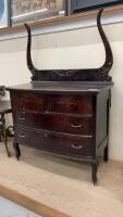 4 DRAWER VINTAGE DRESSER ON WHEELS