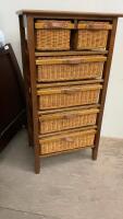 6 WICKER DRAWER DRESSER W/ LEATHER HANDLES