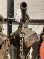 LEVER CHAIN HOIST 200"