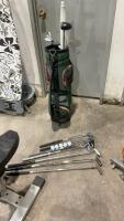 AMANATI BAG W/ VARIOUS SIZED CLUBS