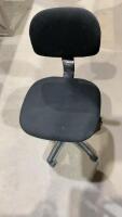SMALL BLACK ROLLING COMPUTER CHAIR