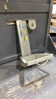 SEWING MACHINE/APPLIANCE LIFT