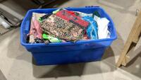 BIG LIDDED TOTE WITH ASSORTED FABRIC PIECES