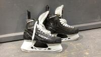 CCM HOCKEY SKATE - SIZE 8