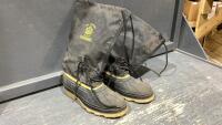 VULCAN &ldquo;OIL PATCH&rdquo; BOOTS W/ LINERS -SIZE 11
