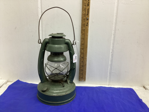 NUMBER 350 EMBURY LANTERN WITH AOL KERO GLASS