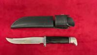 BUCK KNIFE W/ SHEATH