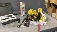 (2) ITEMS - WELLER ELECTRIC SOLDERING GUN + FLAT OF FLASHLIGHTS