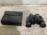 BUSHNELL BINOCULARS W/ BAG