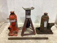 (3) MIXED JACK STANDS W/ (1) HANDLE