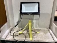 MEIKEE LED CORDED WORK LIGHT