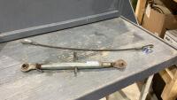 (2) ITEMS - TOP LINK FOR 3 POINT HITCH, CABLE SLING