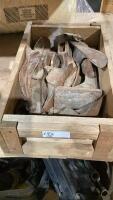 WOOD CRATE W/ ASSORTED ITEMS - HAND GRINDER, ELECTRIC HEATER, LARGE MYERS PUMP HAND, JACKS