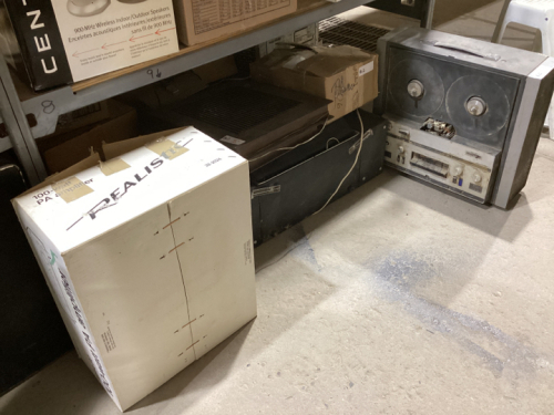 SHELF 9 - LOTS OF OLDER ELECTRONICS