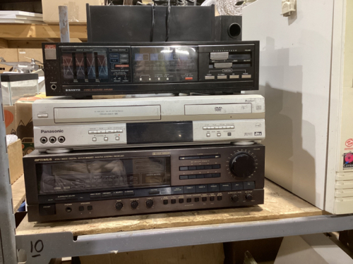 SHELF 10 - DVD , VHS PLAYERS, RADIOS