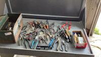 METAL TOOLBOX W/ ASSORTED TOOLS - CARPET BLADES, PLIERS, EXACTO KNIVES