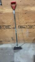 GARANT BROOM