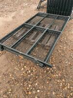 Bundle of four wire mesh panels/bidding per panel