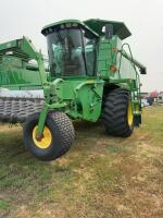 1997 John Deere 9600 self-propelled combine