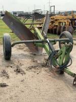 John Deere ditcher with ram