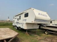1998 Wanderer fifth wheel trailer
