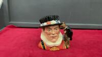 ROYAL DOULTON &ldquo;THE YEOMAN OF THE GUARD&rdquo; TOBY MUG/JUG