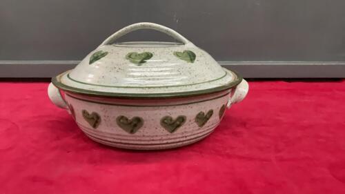 SPUN POTTERY CASSEROLE WITH LID