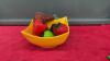 GLASS FRUIT BOWL WITH BRIGHT ARRAY