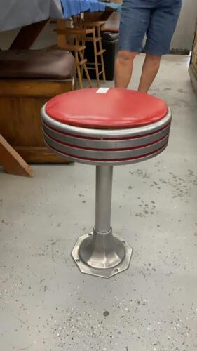 RETRO STOOL - METAL BASE W/ CUSHIONED TOP