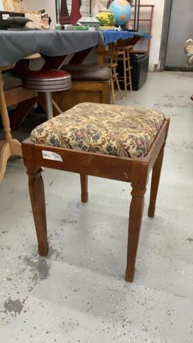 SEWING STOOL W/ TAPESTRY STYLE TOP