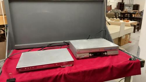 JVC VHS/DVD PLAYER & A CENTRIOS DVD PLAYER