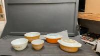 VINTAGE PYREX - (3) BOWLS, (2) CASSEROLES