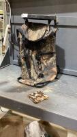 CAMO BACKPACK W/BUILT IN STOOL