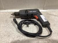 BLACK & DECKER CORDED DRILL