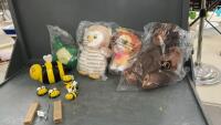NEW AVON STUFFIES & BUMBLEE BEE COOKIE JAR, SALT & PEPPER, TIMERS, TOOTHPICK HOLDER