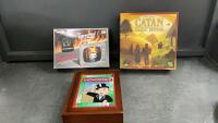 CATAN & MONOPOLY GAMES + HALLOWEEN II POP T-SHIRT