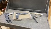 FLAT W/SHELF BRACKETS