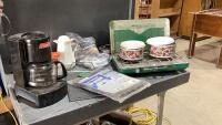 COLEMAN CAMP STOVE + TOTE OF CAMPING KITCHEN ITEMS, TARP