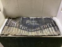 ROLL-UP 24PCS SAE & METRIC COMBINATION MIXED WRENCH SET