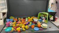 PLAY FOOD & DISHES