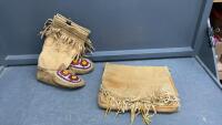 PAIR OF MOCCASINS & A LEATHER BAG - NO STRAP