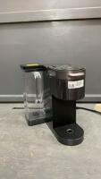 KEURIG COFFEE MAKER